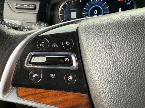 Used 2016 Cadillac Escalade Premium Luxury image 18