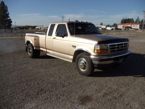 Used 1996 Ford F350 XLT image 1