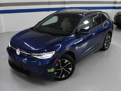 Used 2022 Volkswagen ID.4 Pro S image 3