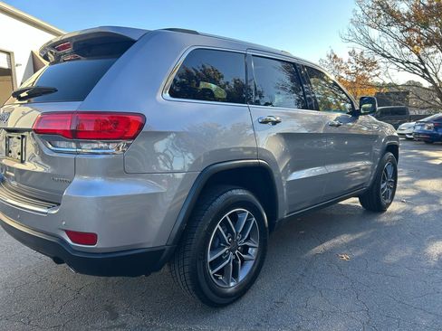 Used 2019 Jeep Grand Cherokee Limited image 3