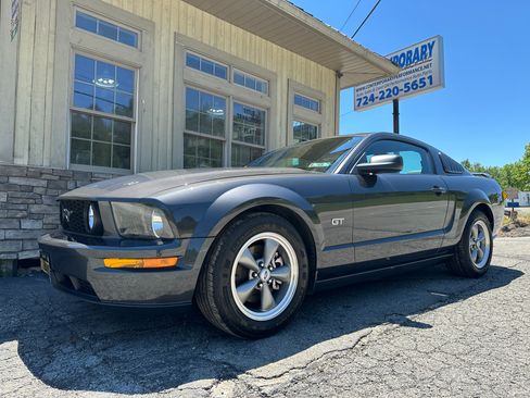 Used 2007 Ford Mustang GT Coupe RWD image 1