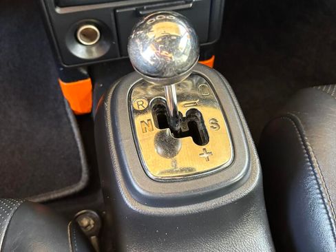 Used 2003 Toyota MR2 Spyder image 15