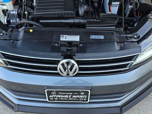 Used 2017 Volkswagen Jetta SE image 43