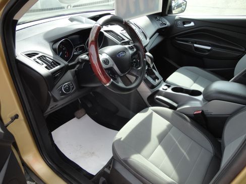 Used 2014 Ford Escape 4WD SE image 7