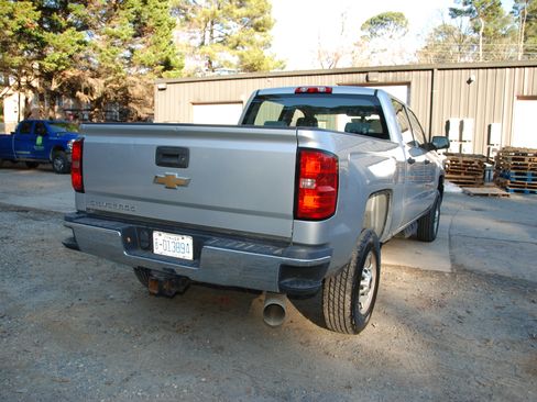 Used 2017 Chevrolet Silverado 2500 image 7
