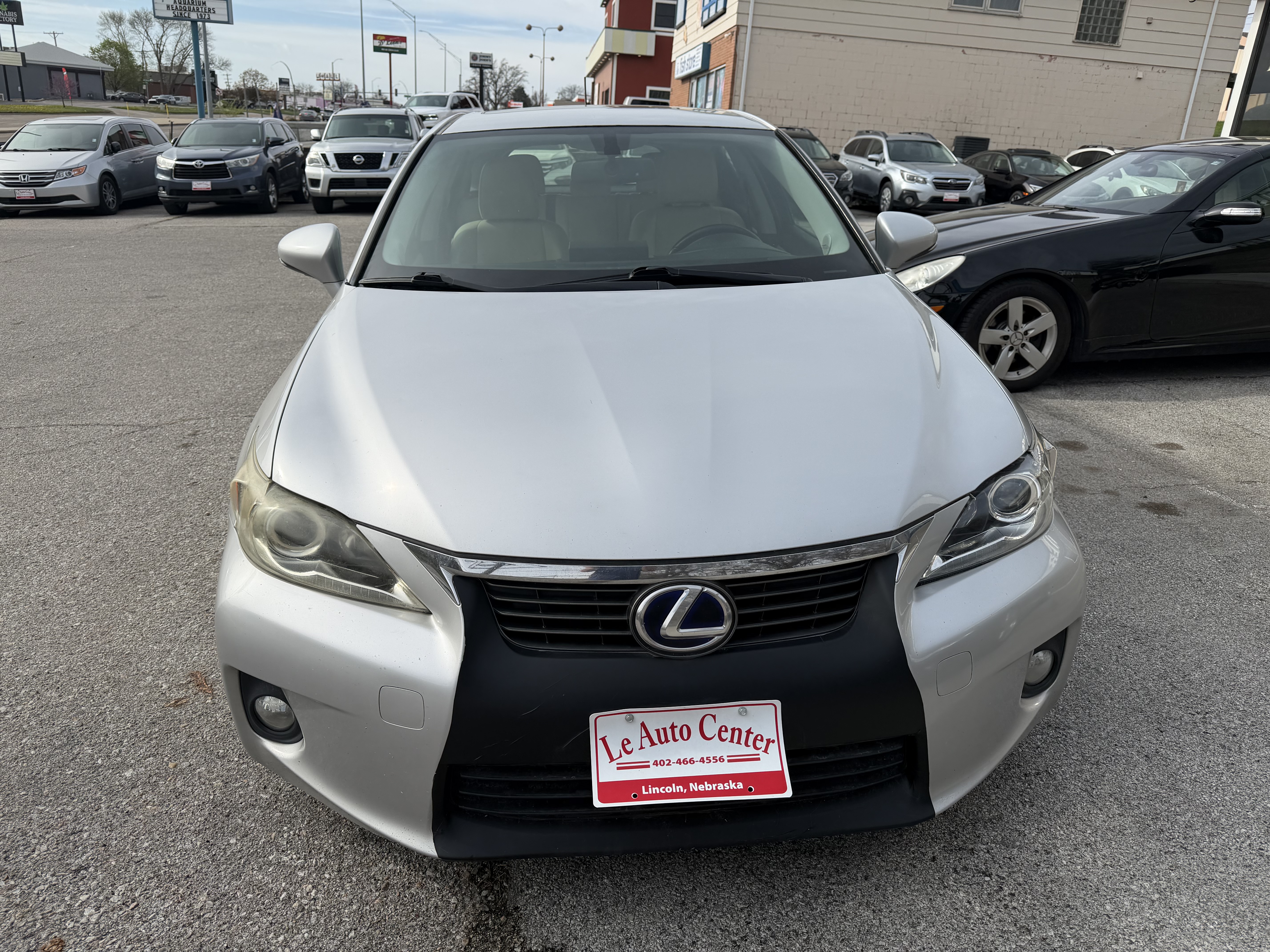Used 2012 Lexus CT 200h FWD image 3