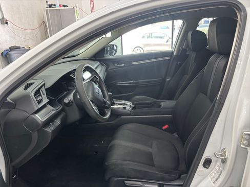 Used 2019 Honda Civic LX image 9