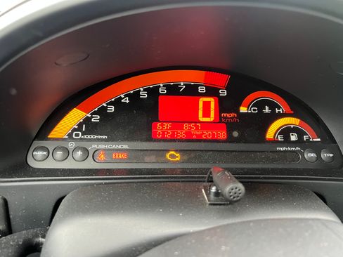 Used 2006 Honda S2000 image 20