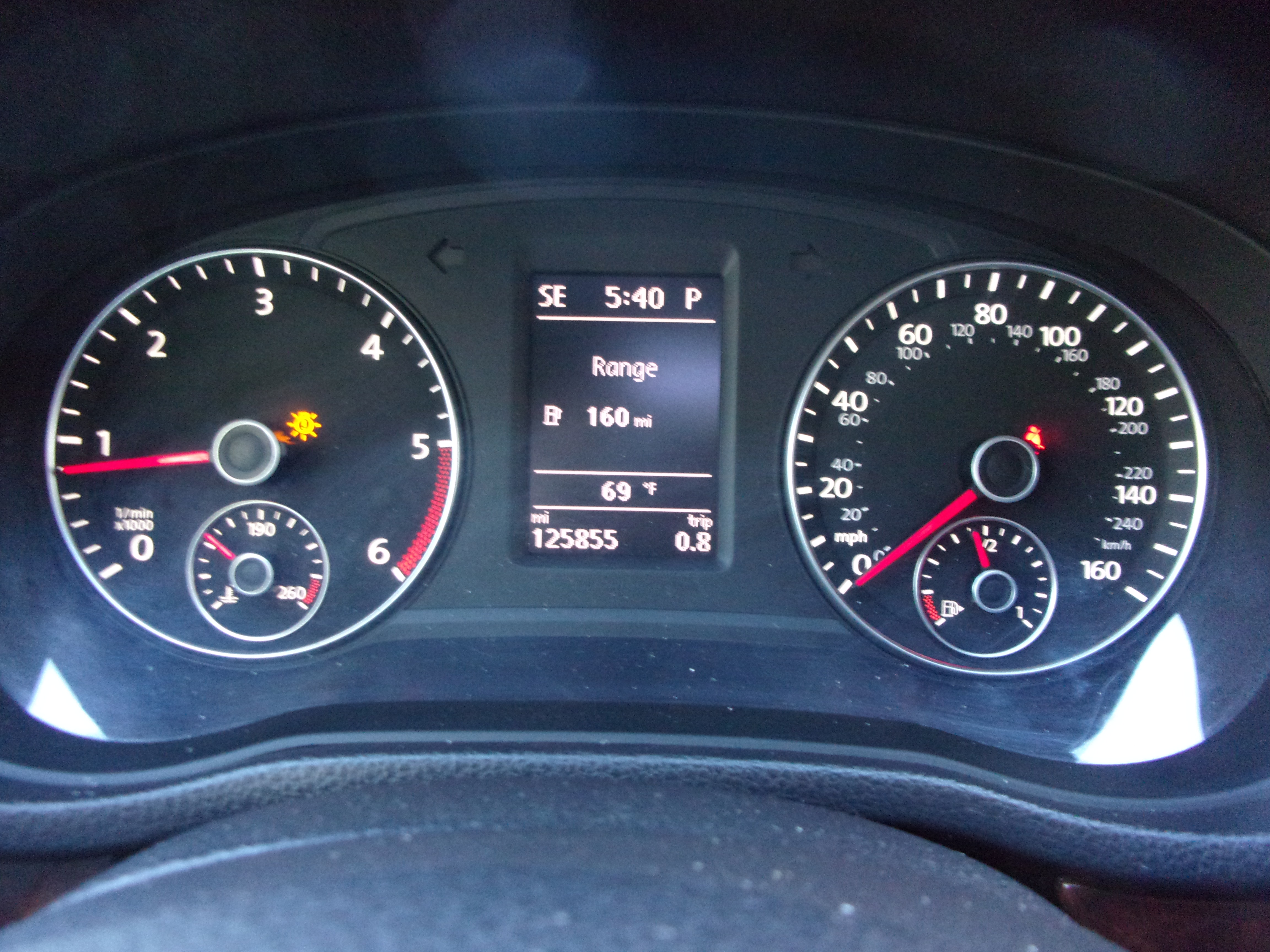 Used 2013 Volkswagen Passat TDI SEL Premium FWD image 13
