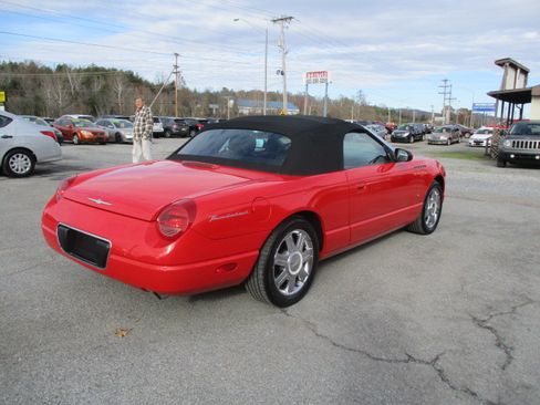 Used 2004 Ford Thunderbird LX image 6