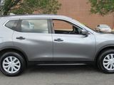 Used 2018 Nissan Rogue S image 3