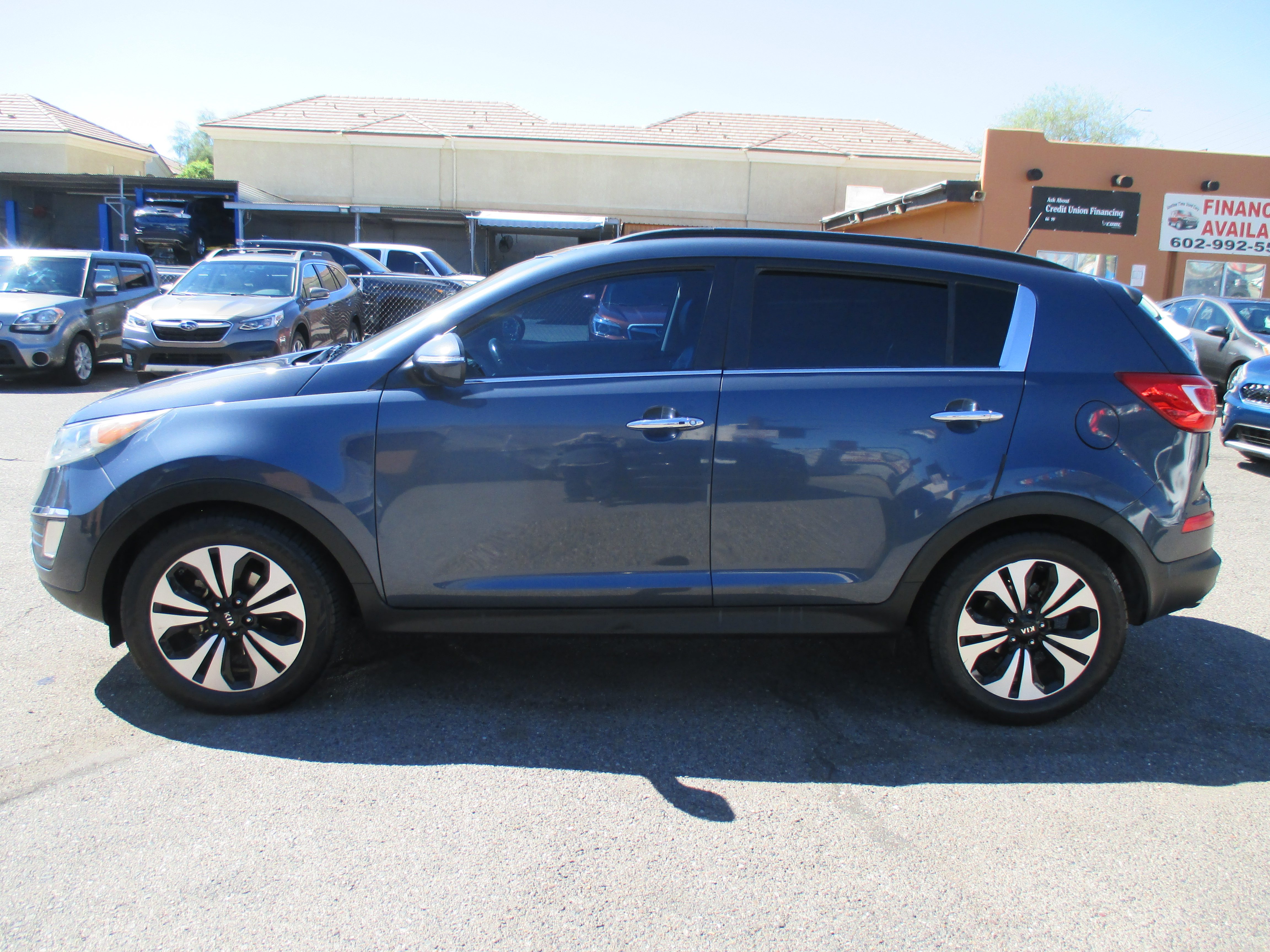 Used 2013 Kia Sportage SX Sport Utility 4D FWD image 1
