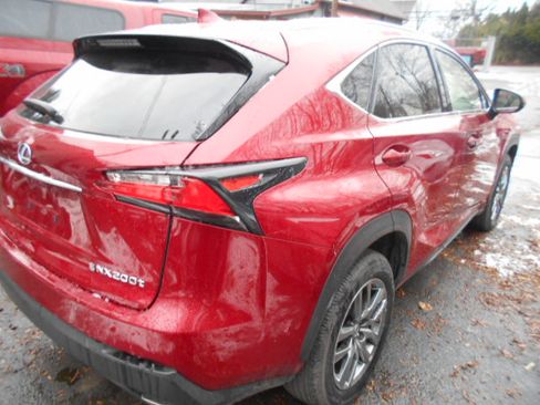 Used 2015 Lexus NX 200t image 3