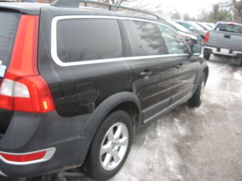 Used 2012 Volvo XC70 3.2 image 4