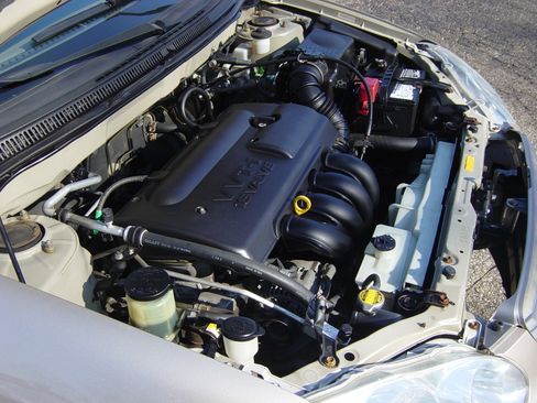 Used 2004 Toyota Corolla CE image 8