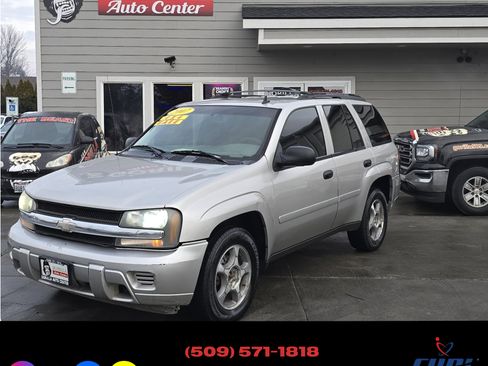 Used 2007 Chevrolet TrailBlazer LS image 3