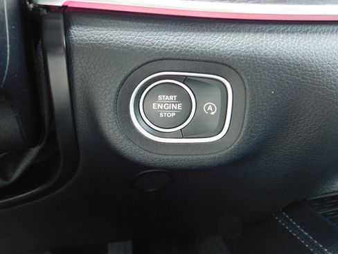 Used 2021 Mercedes-Benz GLE 350 image 19