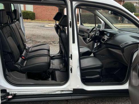 Used 2021 Ford Transit Connect XL image 7