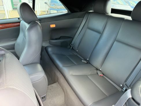 Used 2006 Toyota Solara SLE image 14