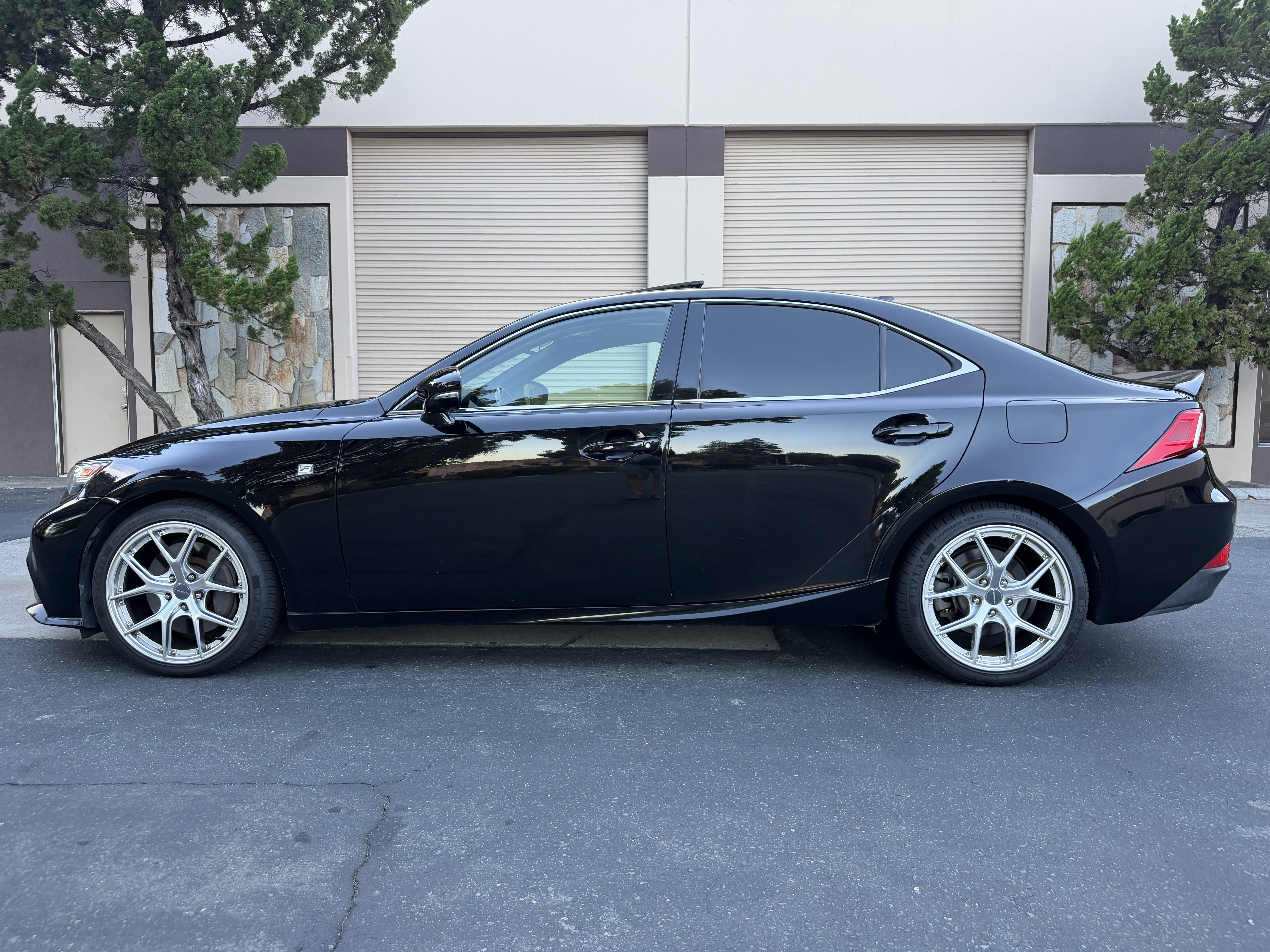 Used 2014 Lexus IS 350 F Sport RWD image 3