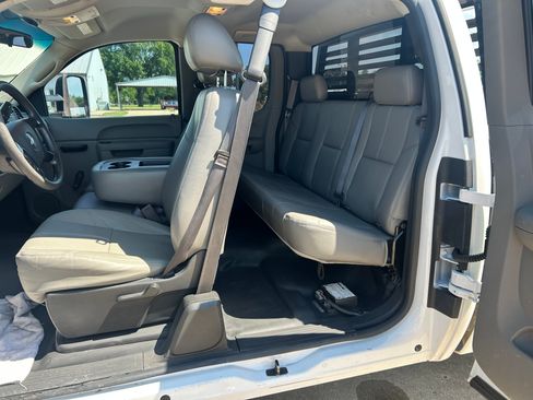 Used 2013 Chevrolet Silverado 2500 RWD image 16