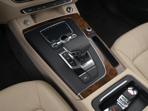 Used 2018 Audi Q5 Prestige image 25