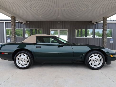 Used 1995 Chevrolet Corvette Convertible image 5