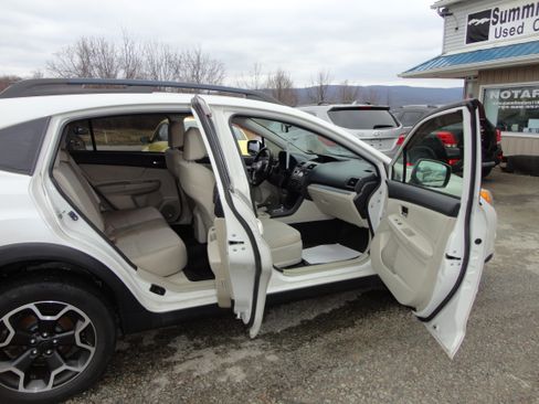 Used 2013 Subaru XV Crosstrek 2.0i Premium image 5