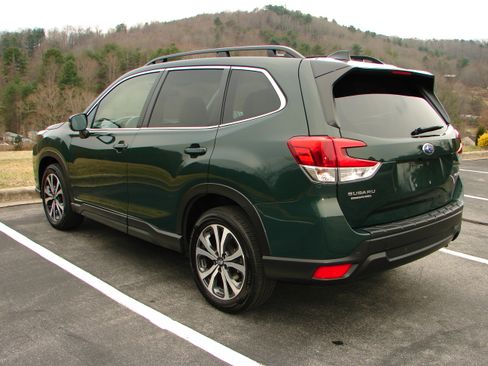 Used 2024 Subaru Forester Limited image 14
