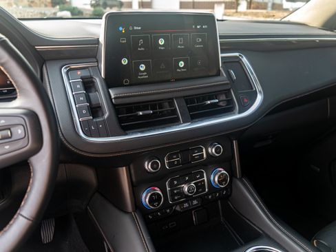 Used 2022 GMC Yukon XL AT4 image 21