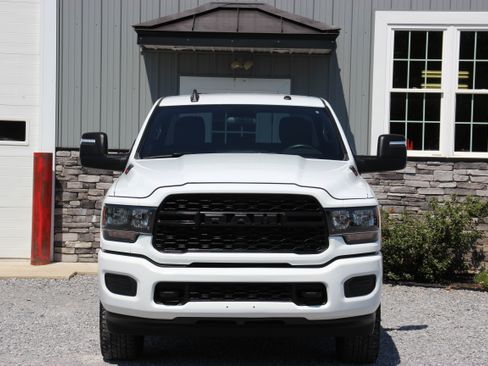 Used 2024 RAM 2500 4x4 Crew Cab Tradesman image 1