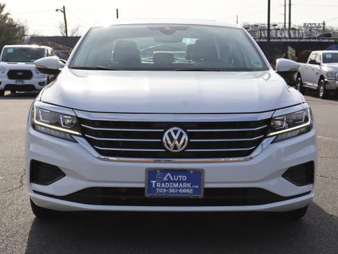 Used 2020 Volkswagen Passat 2.0T SE image 3