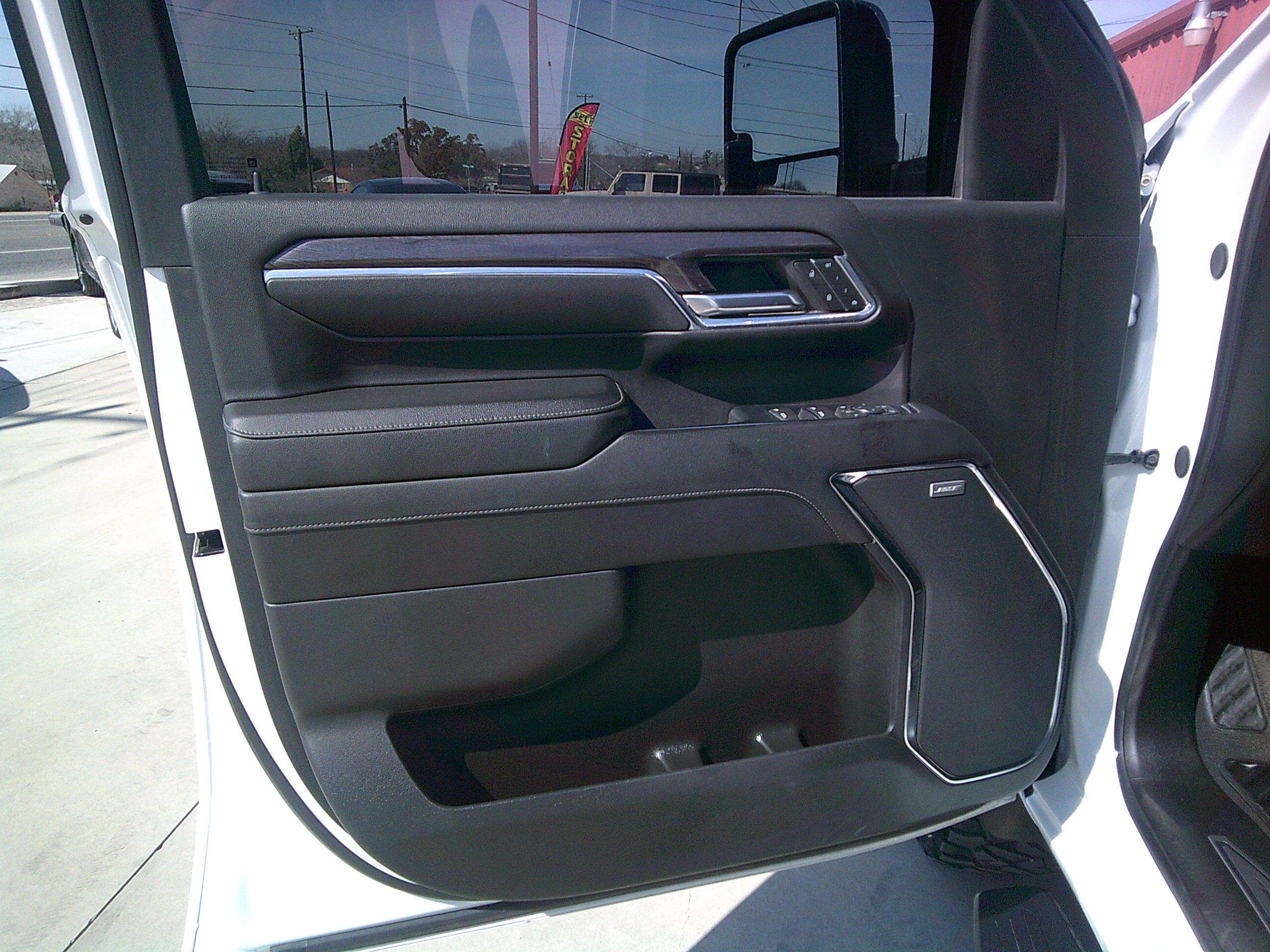 Used 2024 Chevrolet Silverado 2500 LTZ AWD/4WD image 13