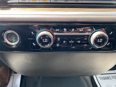 Used 2022 Chevrolet Silverado 1500 LT image 23