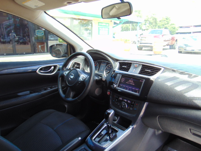 Used 2019 Nissan Sentra SR FWD image 27