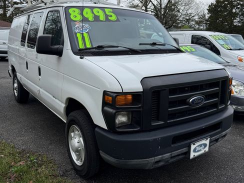 Used 2011 Ford E-250 and Econoline 250 image 4