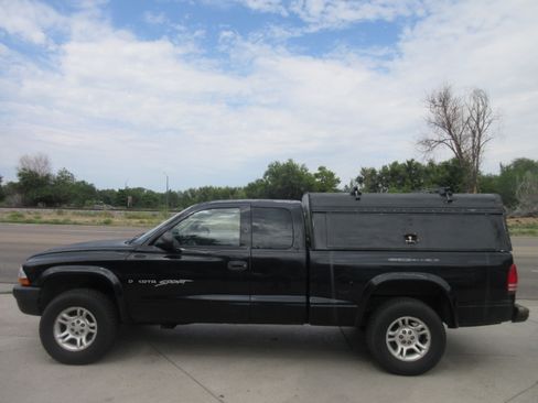 Used 2001 Dodge Dakota 4x4 Club Cab image 1