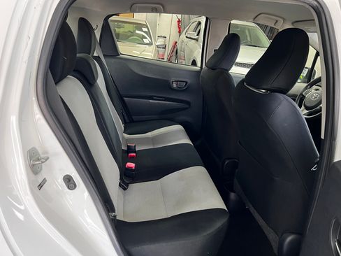 Used 2013 Toyota Yaris LE image 15