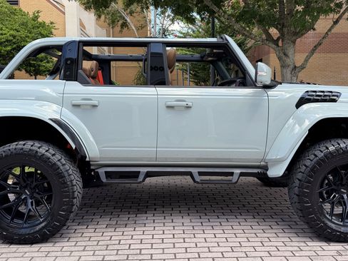 Used 2024 Ford Bronco Raptor AWD/4WD image 2