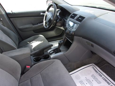 Used 2006 Honda Accord EX Sedan image 4