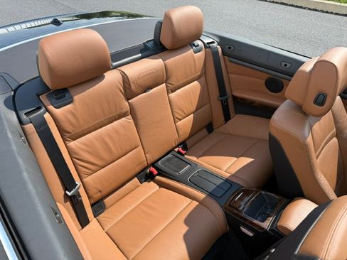 Used 2009 BMW 335i Convertible RWD image 20