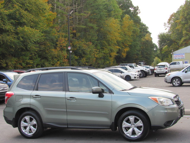 Used 2014 Subaru Forester 2.5i Limited AWD/4WD image 12