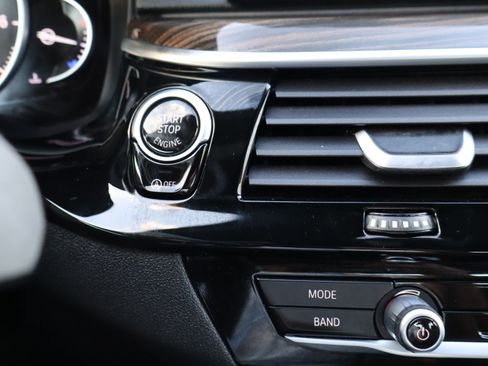 Used 2018 BMW 540i xDrive image 26