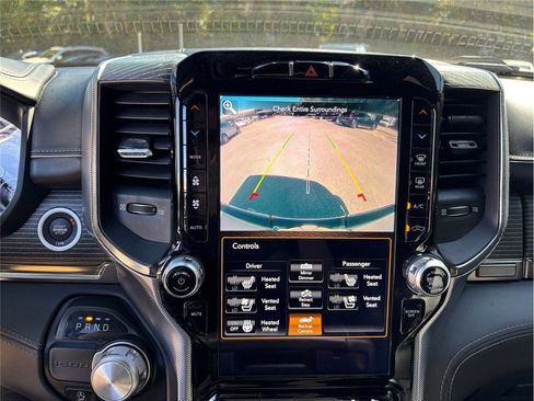 Used 2020 RAM 1500 Limited w/ Body Color Bumper Group image 31