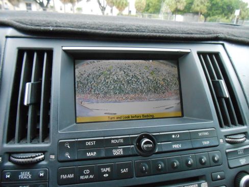 Used 2005 INFINITI FX35 image 15