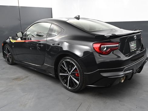 Used 2019 Toyota 86 TRD SE image 3
