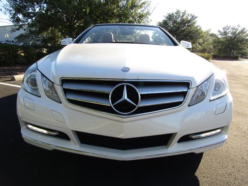 Used 2012 Mercedes-Benz E 350 Sport image 9