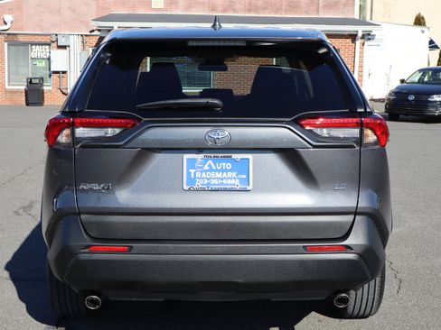Used 2023 Toyota RAV4 LE image 7