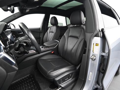 Used 2019 Audi Q8 Prestige image 39