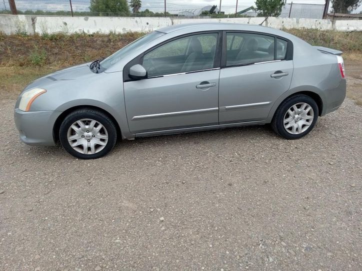 Used 2011 Nissan Sentra 2.0 S FWD image 2